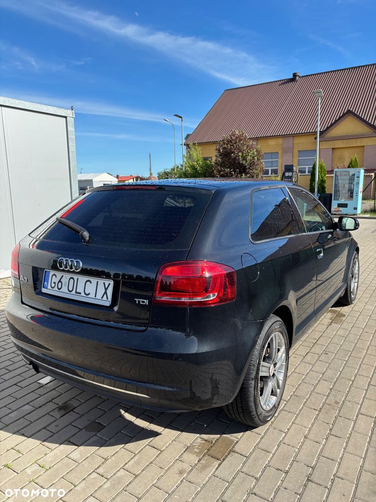 Audi A3 3-drzwiowe 2.0 TDI DPF Ambition - 2