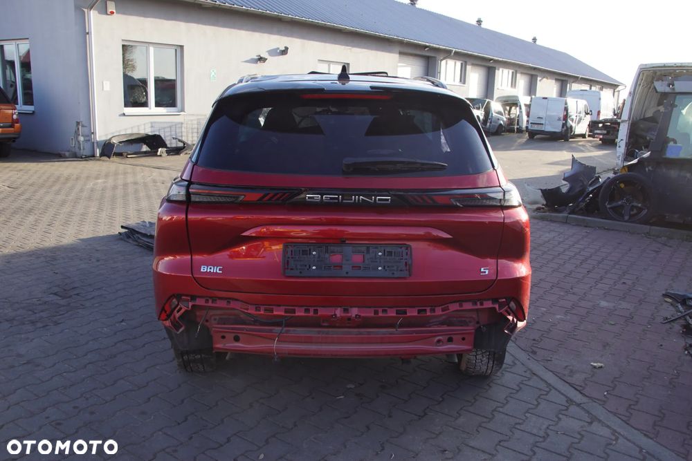 Auto na części - BAIC Beijing 5 1.5 T 177 KM A156T2H 7DCT 52R1 2024R Silnik Skrzynia Drzwi Klapa Zderzak Szyba Klamka Deska Kokpit Sterownik Moduł Czujnik Licznik Wyświetlacz Kierownica Panel - 6