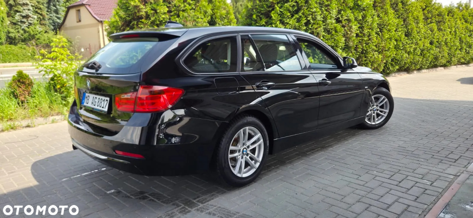 BMW Seria 3 320d DPF Touring Blue Performance Edition Exclusive - 15