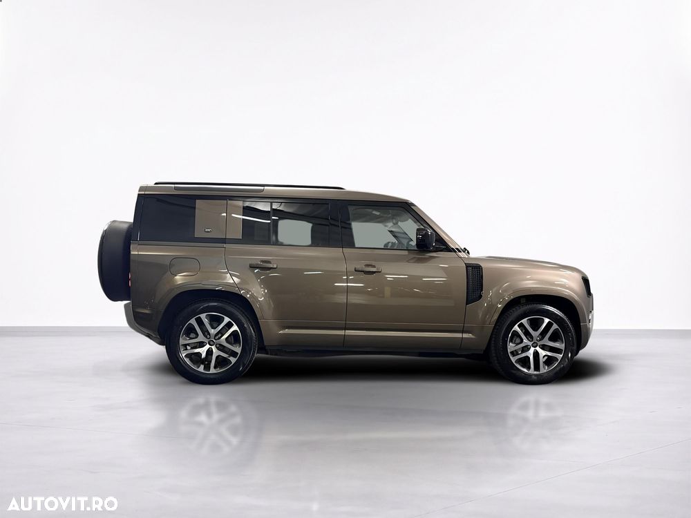 Land Rover Defender - 7