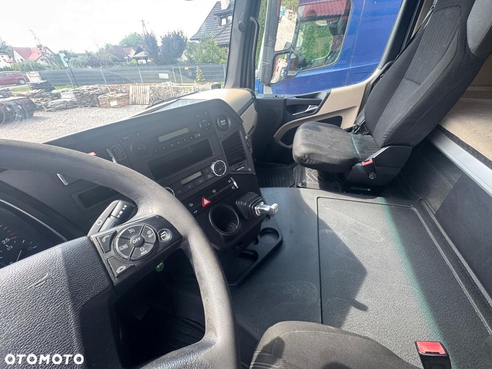 Mercedes-Benz Actros1843 - 12