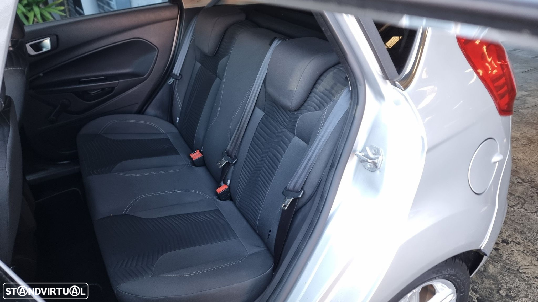 Ford Fiesta 1.0 Ti-VCT Titanium - 5