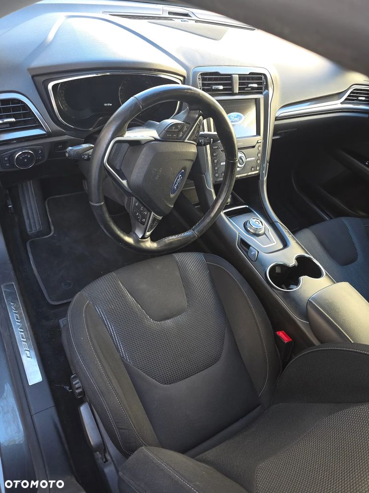 Ford Mondeo 2.0 EcoBlue Titanium - 11