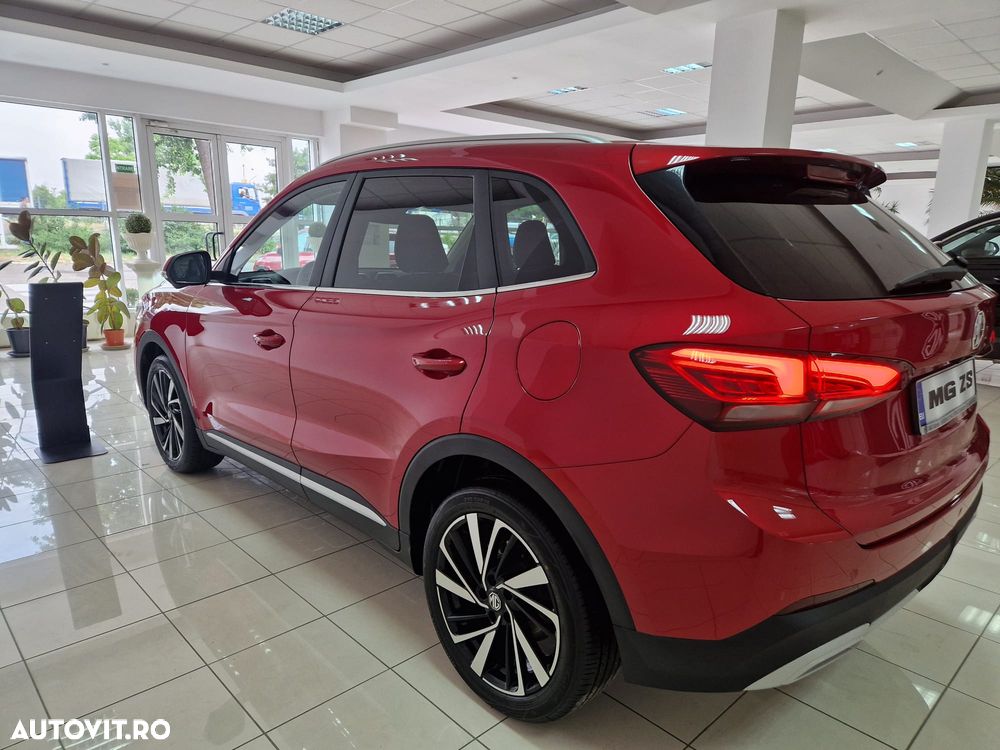 MG ZS HEV 1.5 GSI AT Exclusive - 17