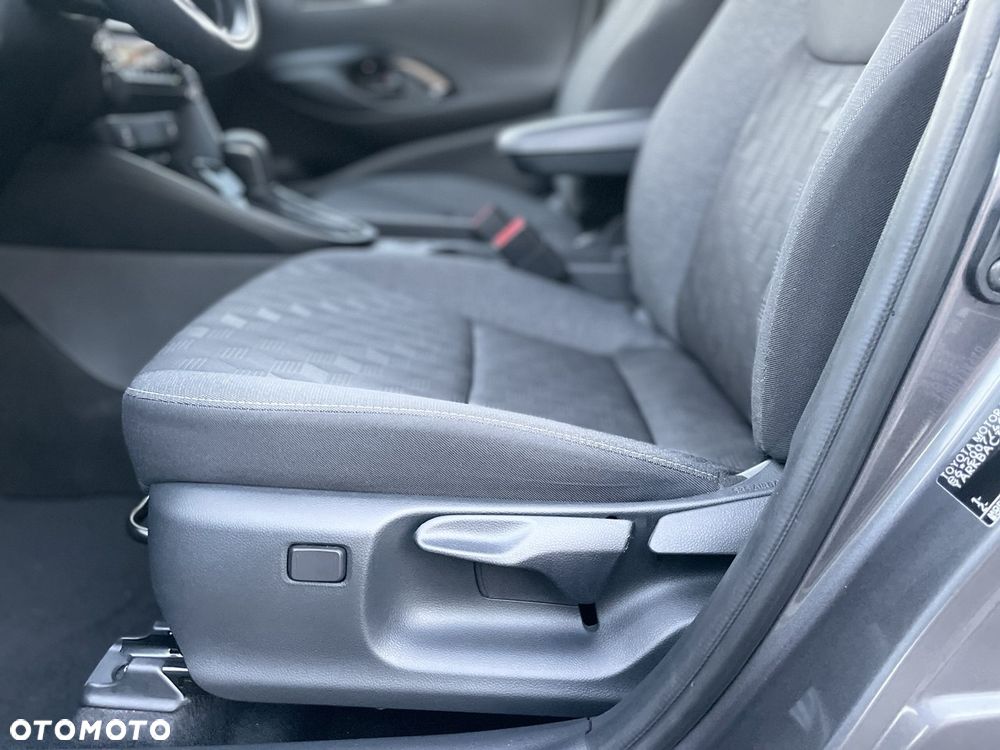 Toyota Yaris Hybrid 1.5 Style - 11