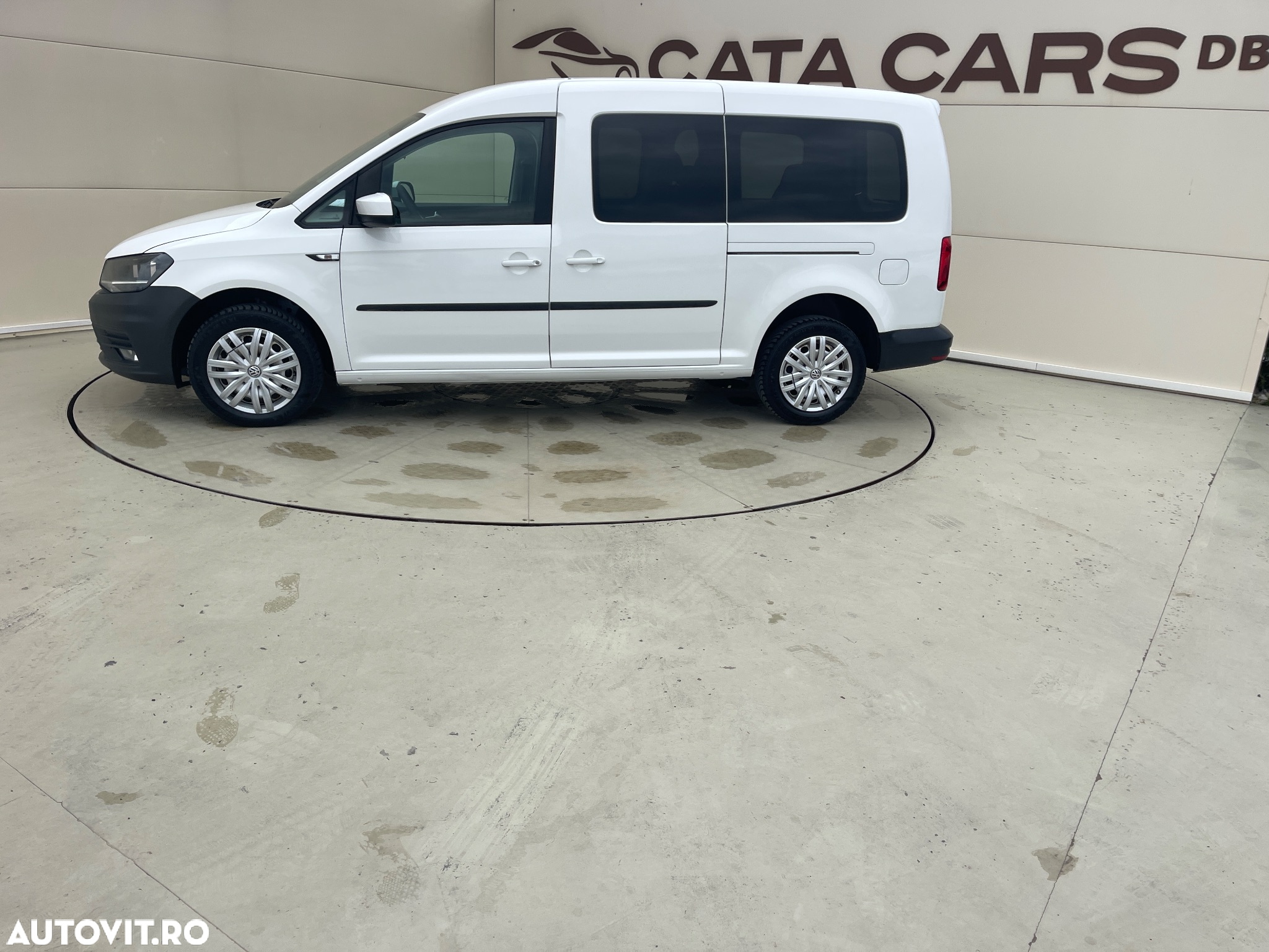 Volkswagen Caddy 2.0 TDI (7-Si.) 4MOTION Maxi Comfortline - 7
