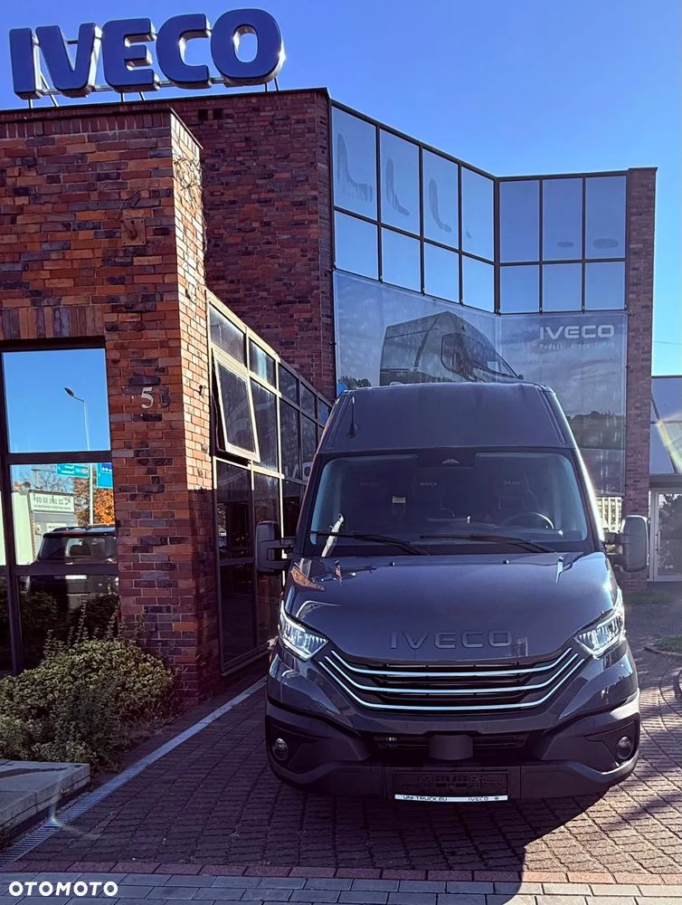 Iveco 35S18HV 7 OSOBOWY - 3 LITRY - 2