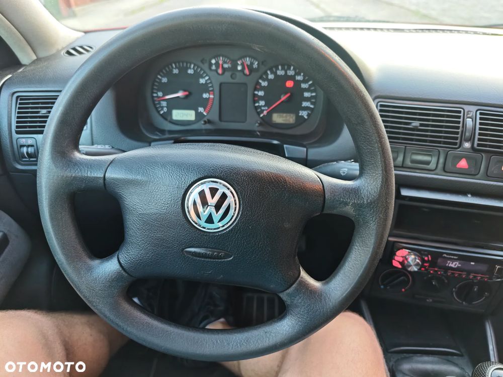 Volkswagen Golf 1.4 Comfortline - 11