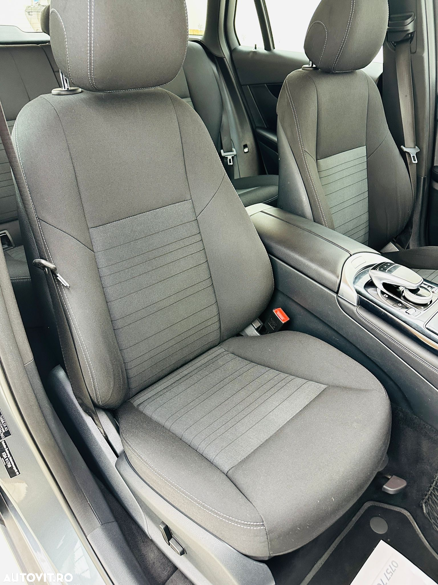 Mercedes-Benz GLC - 22