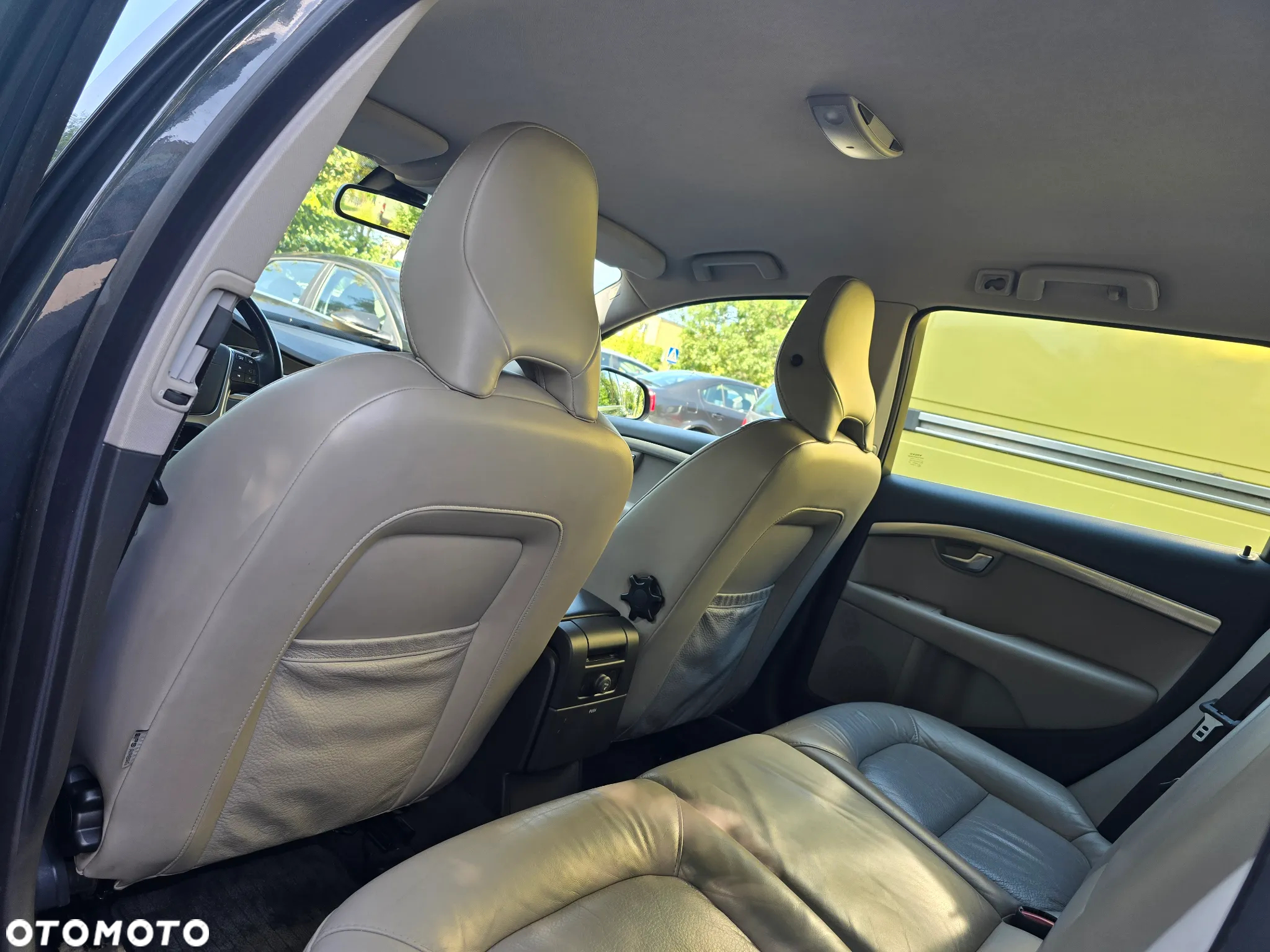 Volvo V70 2.0D Momentum - 28