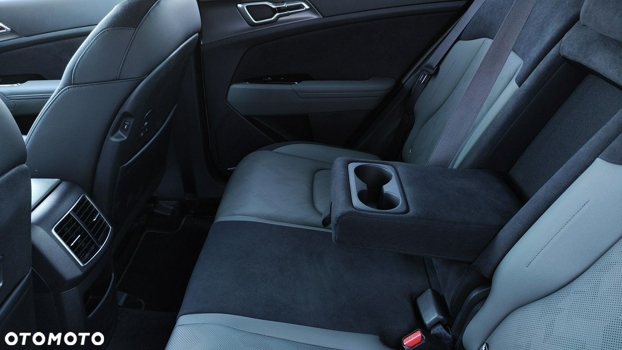 Kia Sportage - 16