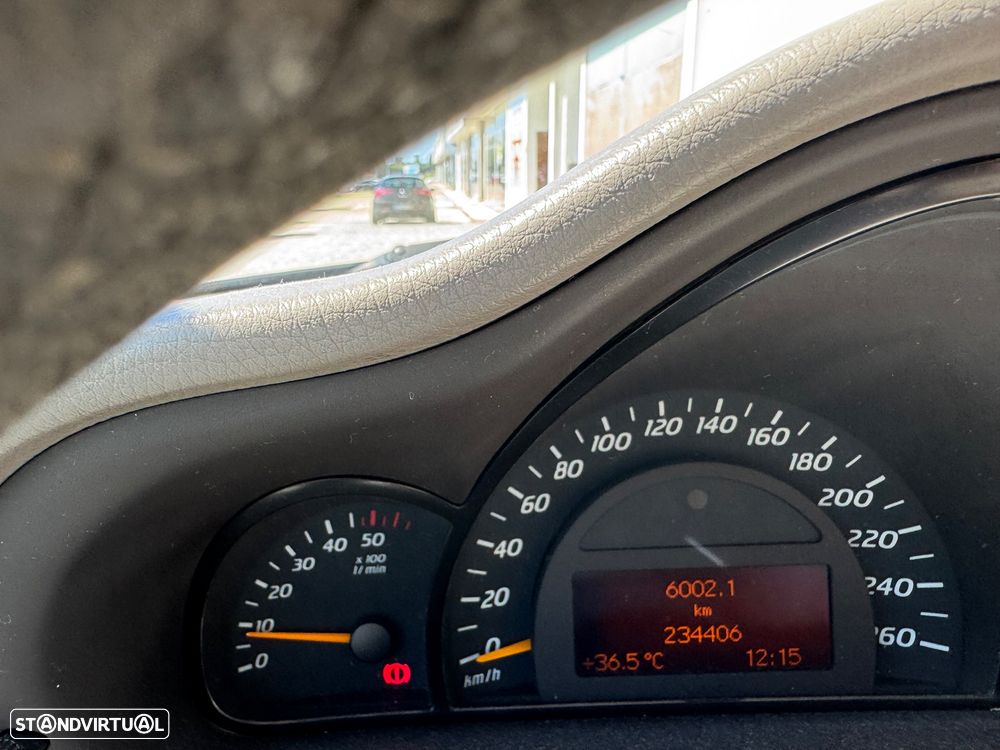 Mercedes-Benz C 220 - 12