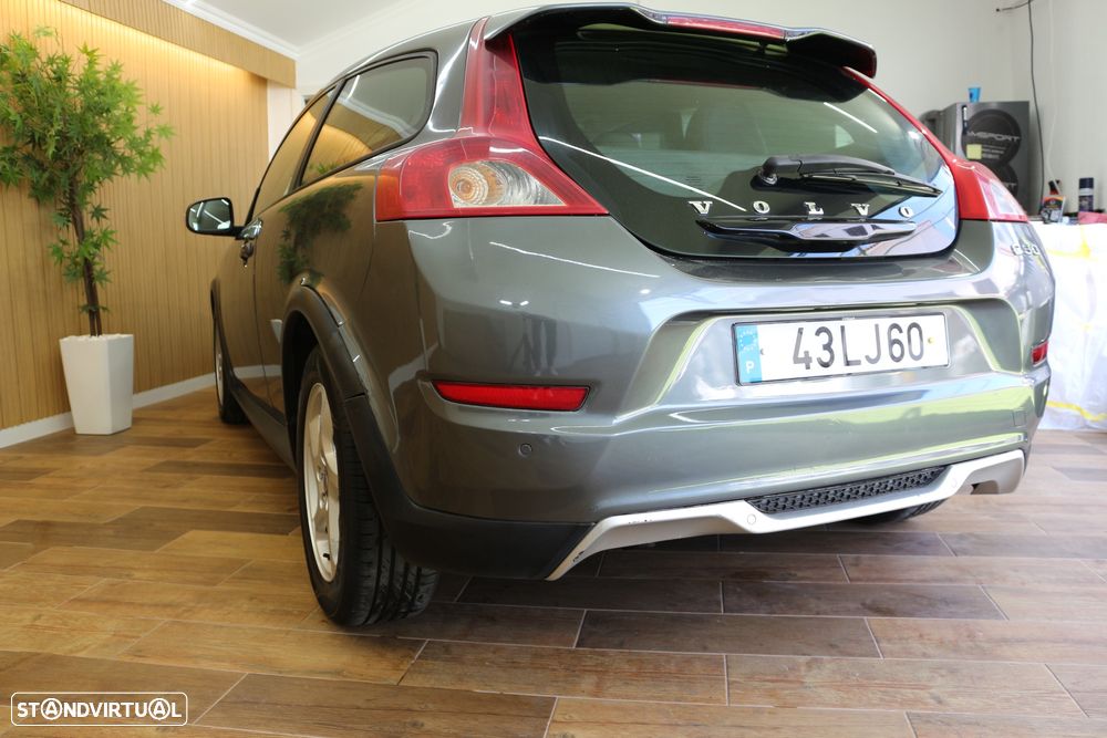 Volvo C30 1.6 D Momentum - 25