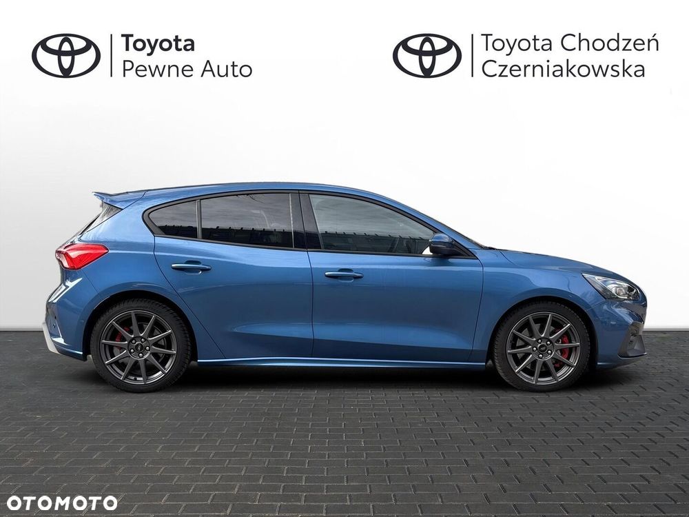 Ford Focus - 8