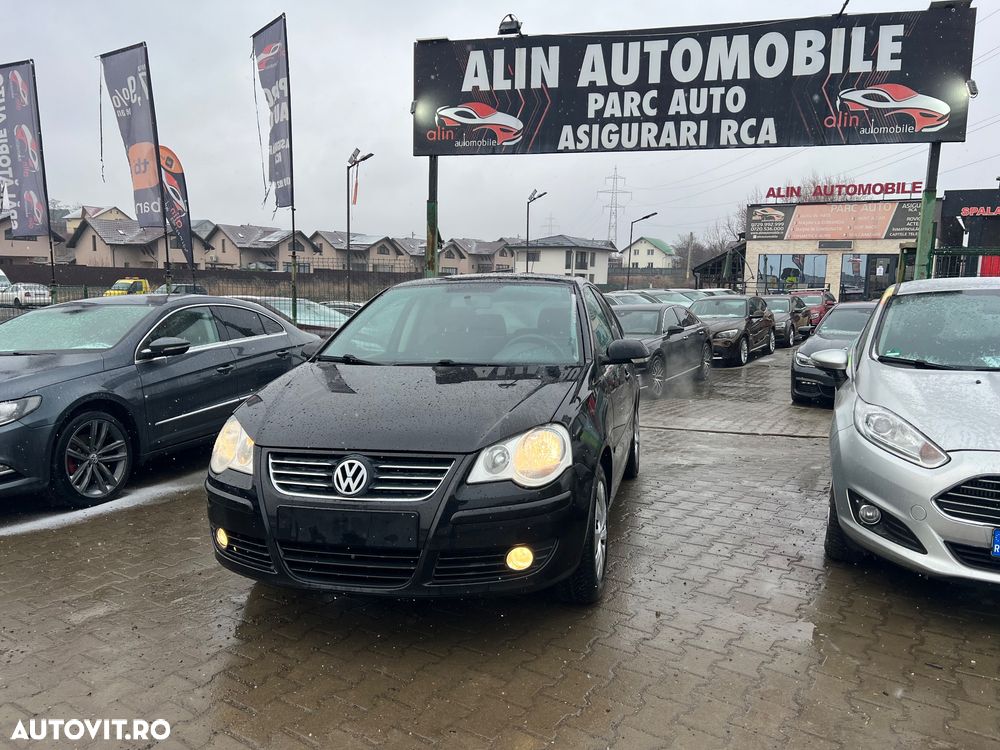 Volkswagen Polo 1.6 Trendline Tript. - 1