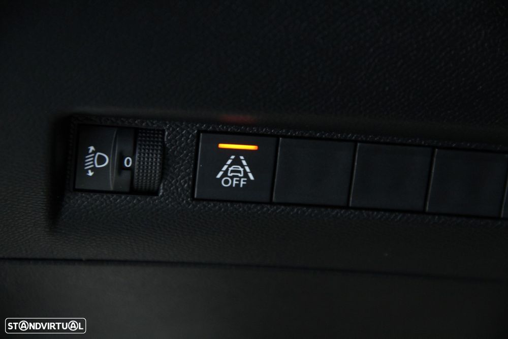 Peugeot e-208 50 kWh Allure - 15