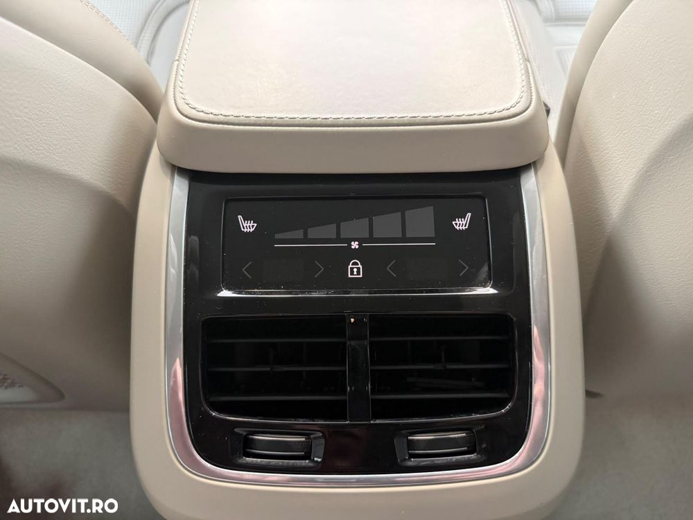 Volvo XC 90 D5 AWD Inscription - 28