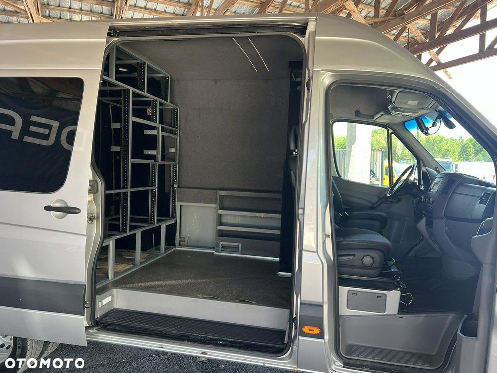 Mercedes-Benz Sprinter - 10