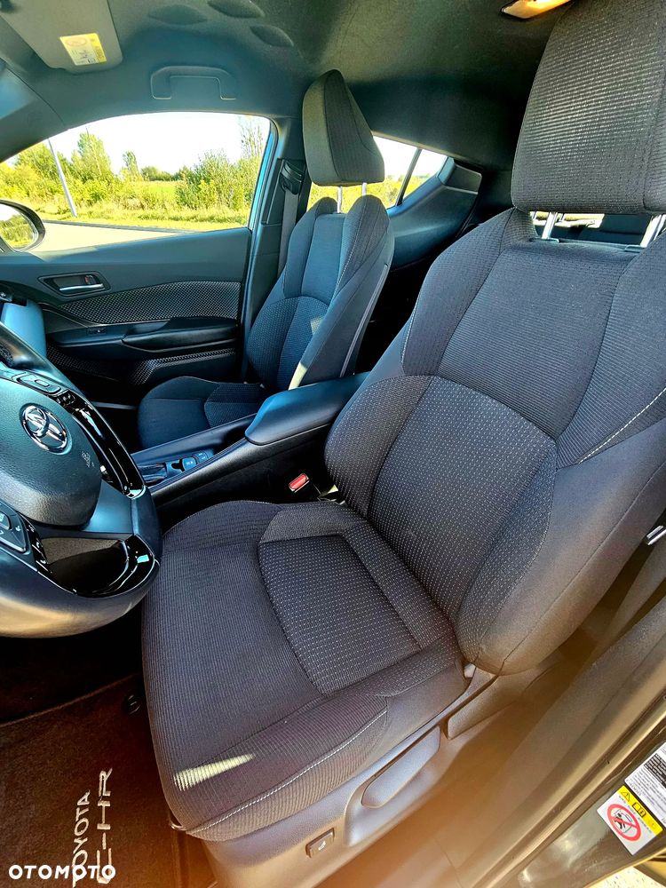 Toyota C-HR Business-Edition - 13