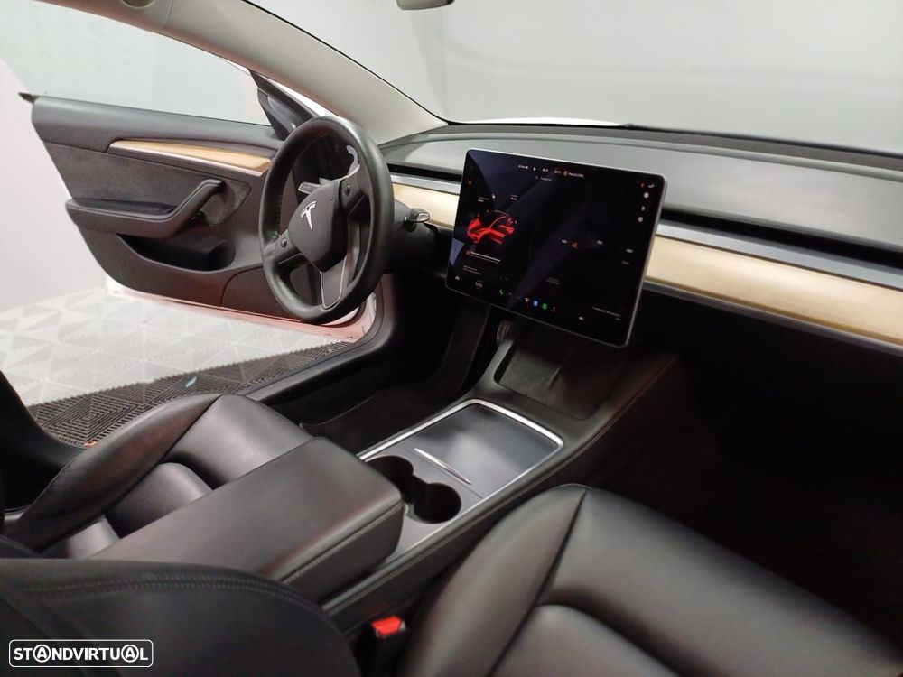 Tesla Model 3 Standard Range Plus RWD - 21