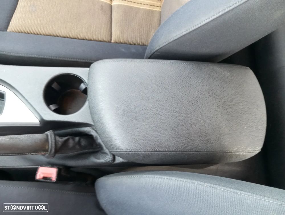 BMW X1 20 d sDrive - 32