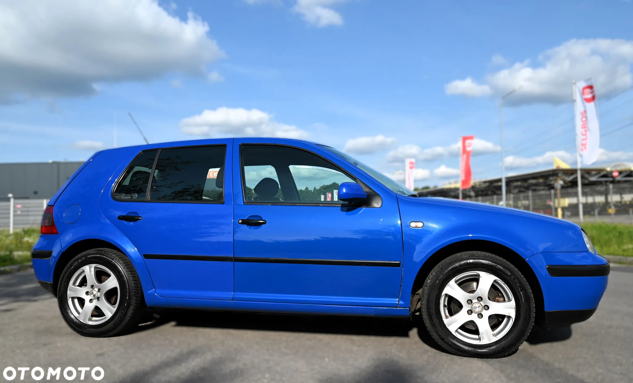 Volkswagen Golf - 21