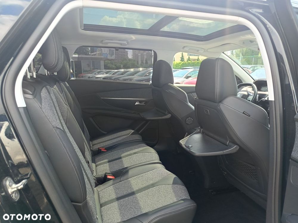 Peugeot 5008 1.6 PureTech Allure S&S EAT8 - 11