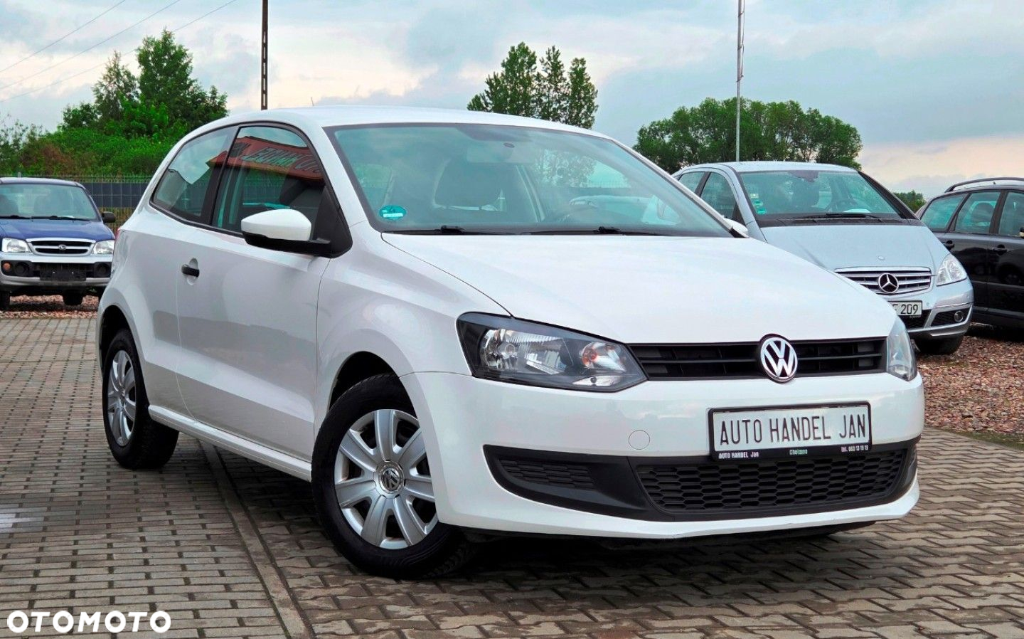 Volkswagen Polo - 2
