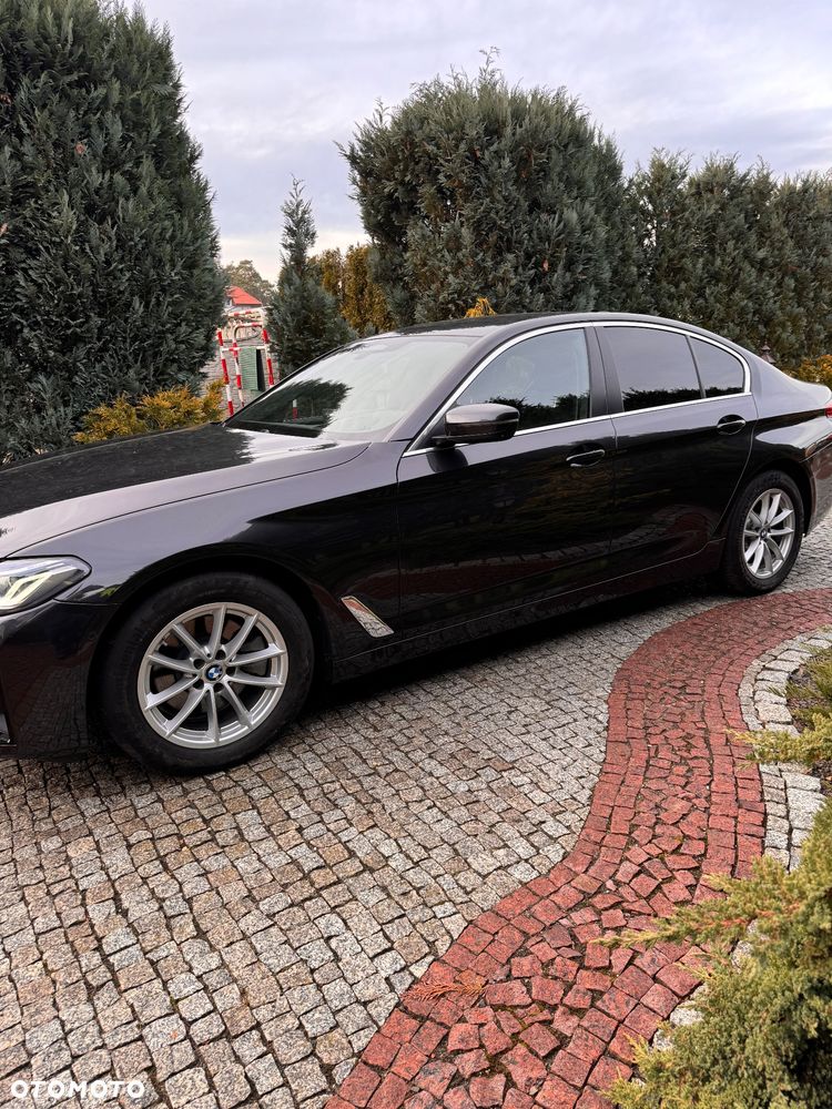 BMW Seria 5 520d xDrive - 8