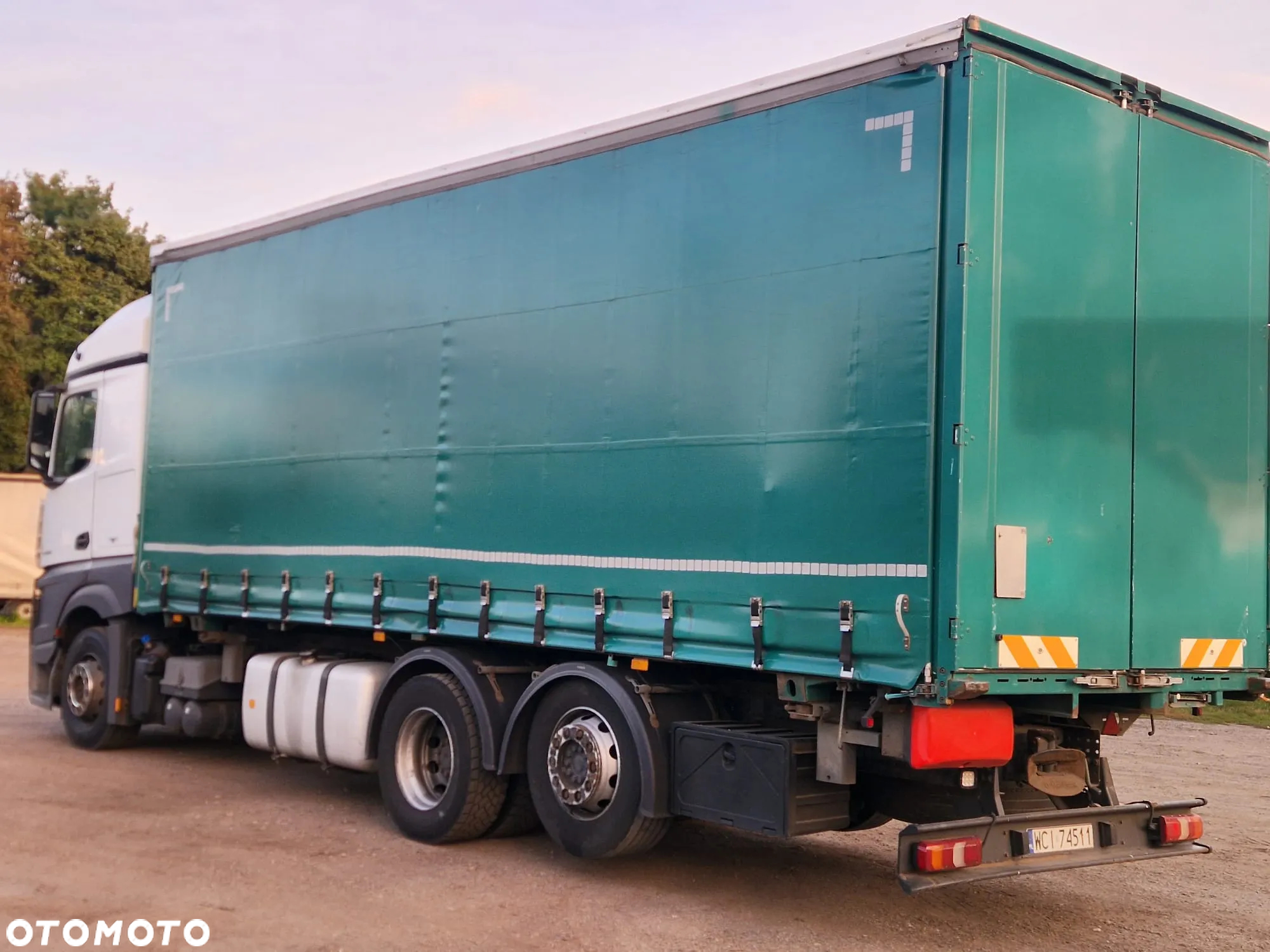 Mercedes-Benz Actros - 4