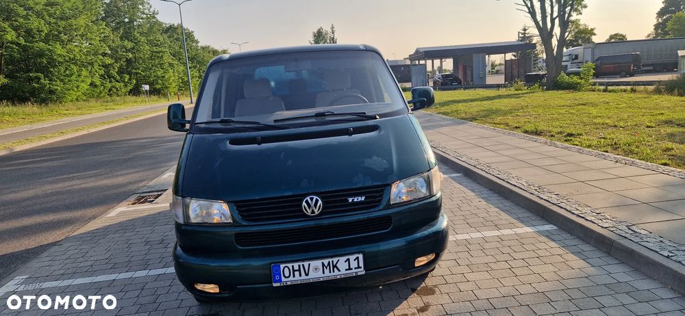 Volkswagen Multivan TD - 2