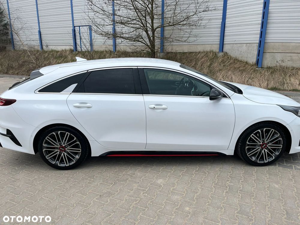 Kia ProCeed 1.6 T-GDI DCT7 OPF GT - 2