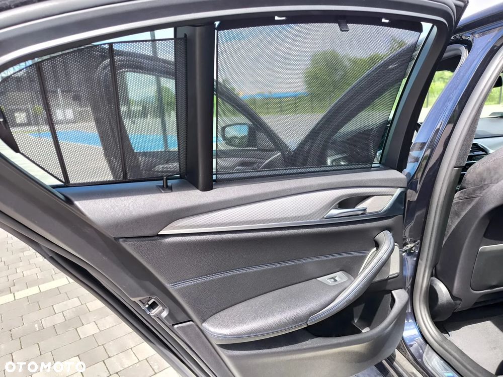 BMW Seria 5 530d xDrive M Sport sport - 19
