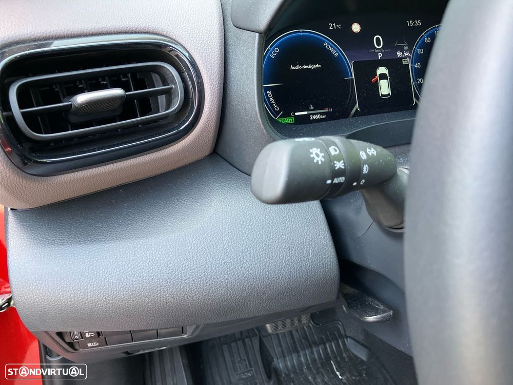 Toyota Yaris Cross 1.5 HDF Luxury - 31