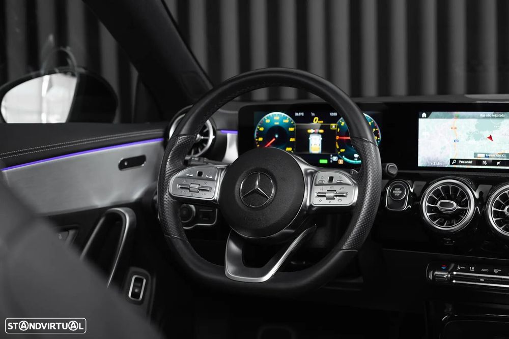 Mercedes-Benz CLA 250 e Shooting Brake AMG Line - 16