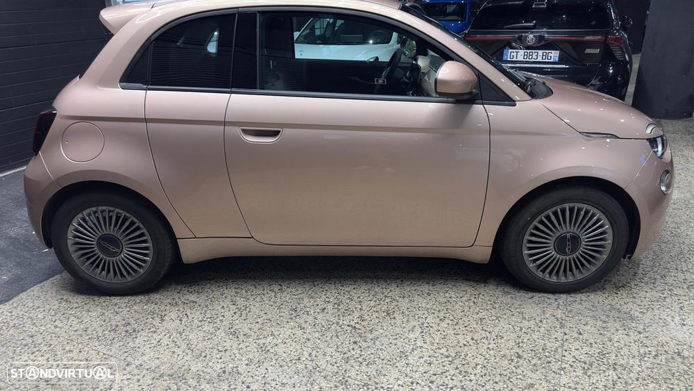 Fiat 500e 3 + 1 23,8kWh Icon - 10