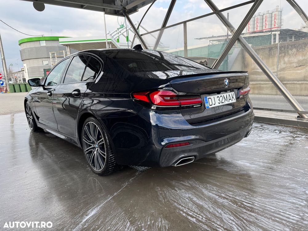 BMW Seria 5 520d xDrive AT - 10