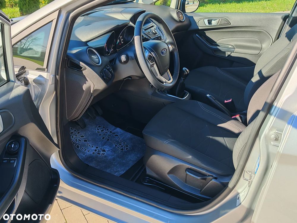 Ford Fiesta 1.6 TDCI Champions Edition - 6