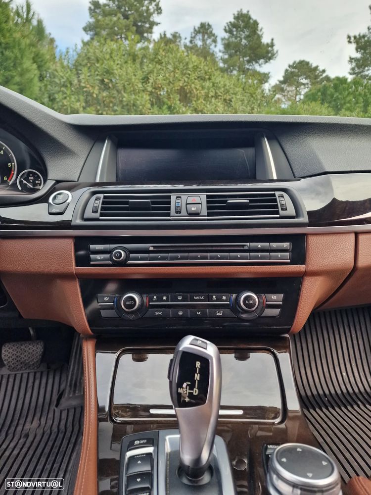 BMW 525 d Pack M Auto - 15