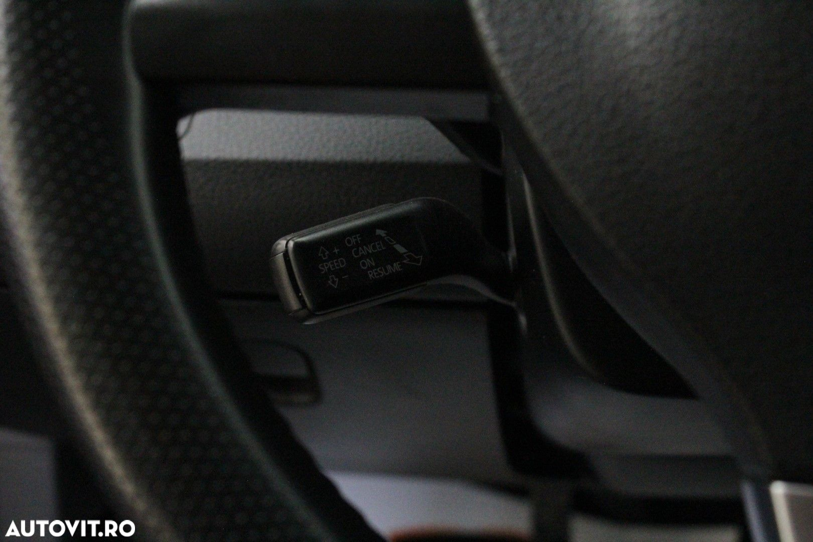 Volkswagen Passat - 15