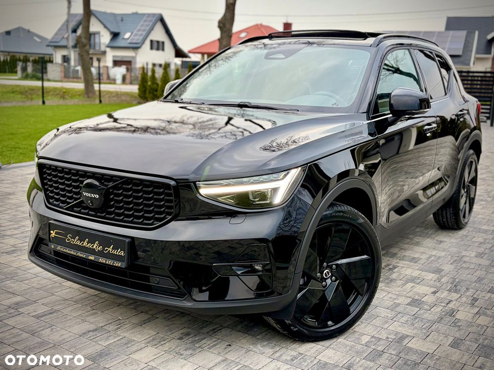 Volvo XC 40 B3 B DKG Ultra Black Edition - 13