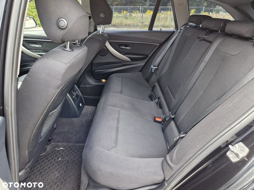 BMW Seria 3 - 13