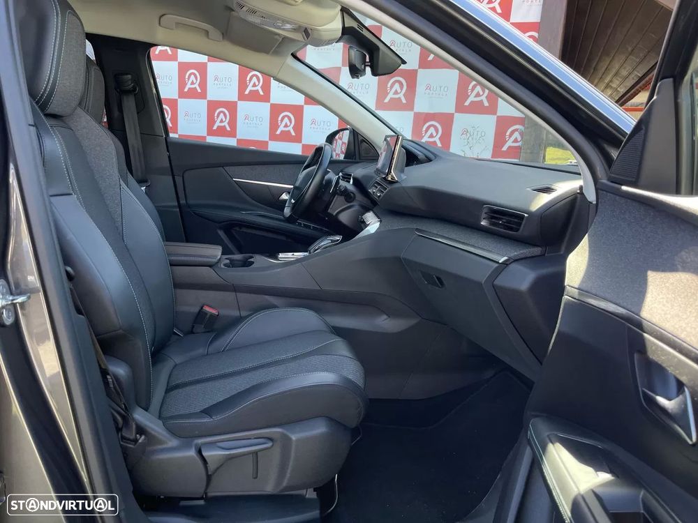 Peugeot 3008 1.6 Hybrid Allure Pack e-EAT8 - 16