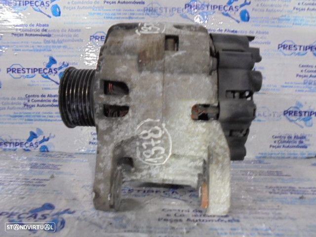 Alternador 8200654541A 2543509B RENAULT CLIO 3 FASE 1 2008 1.2I ETH 75CV 5P CINZENTO VALEO RENAULT TWINGO 2 FASE 1 2008 1.2I 75CV 3P PRETO VALEO - 2