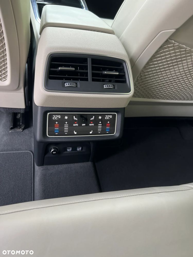 Audi e-tron 55 Quattro - 12