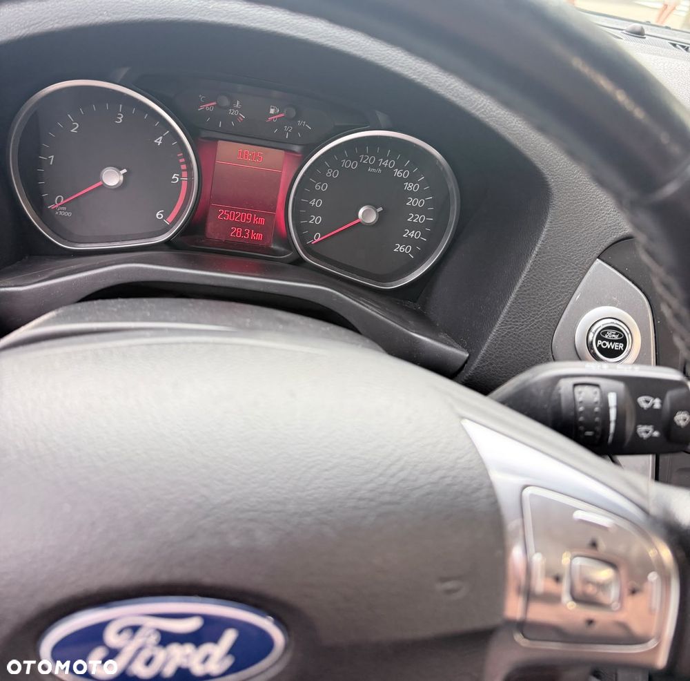 Ford Mondeo 2.0 TDCi Champions Edition - 6