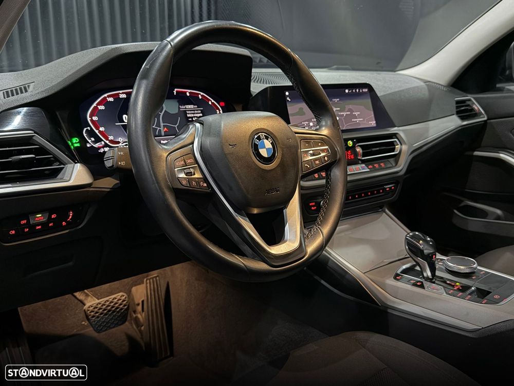 BMW 330 e Corporate Edition Auto - 13