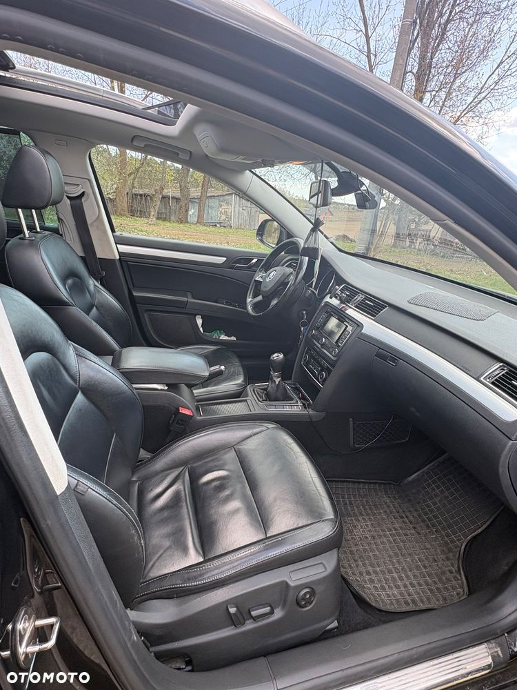 Skoda Superb 1.6 TDI Ambition - 8