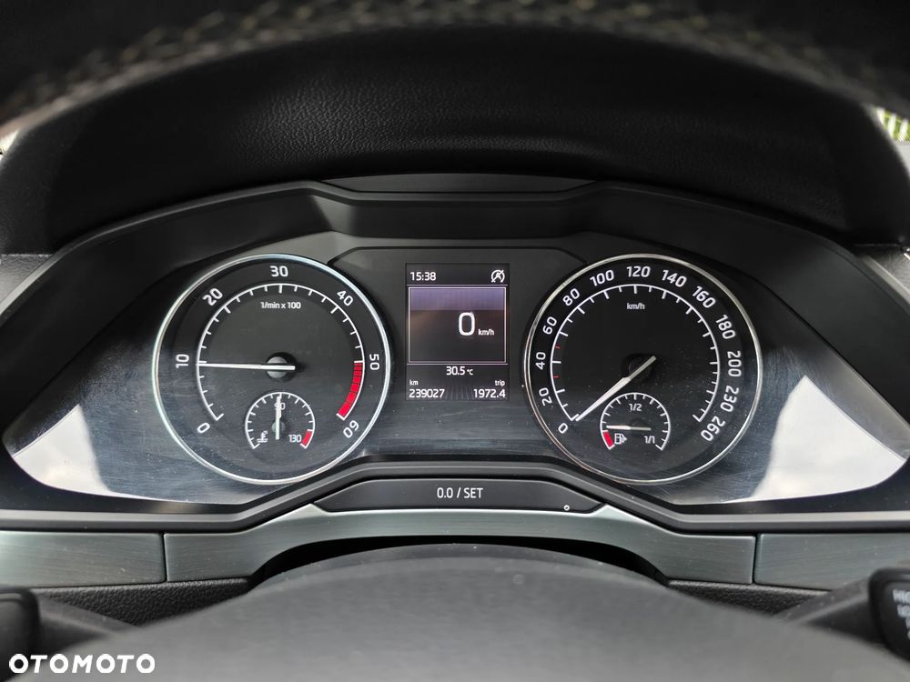 Skoda Superb - 19