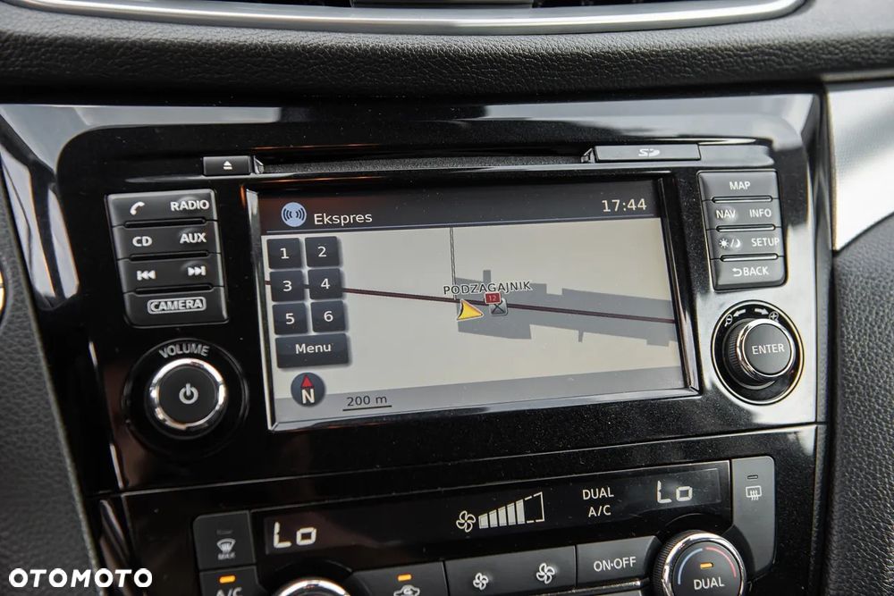 Nissan Qashqai 1.2 DIG-T N-Vision - 22
